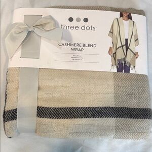 Three Dots Cashmere Blend Wrap, Cream plaid, OSFA, fringe detail, soft! NWT